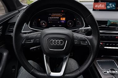 Внедорожник / Кроссовер Audi Q7 2017 в Харькове