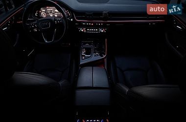 Внедорожник / Кроссовер Audi Q7 2017 в Харькове