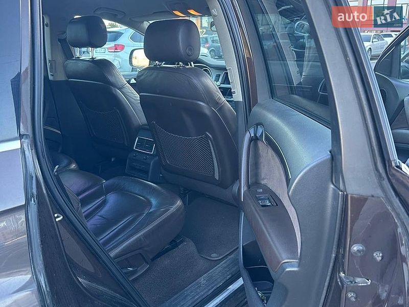 Внедорожник / Кроссовер Audi Q7 2011 в Ровно