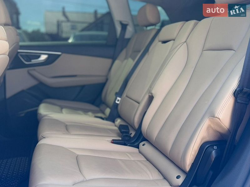 Внедорожник / Кроссовер Audi Q7 2020 в Ивано-Франковске