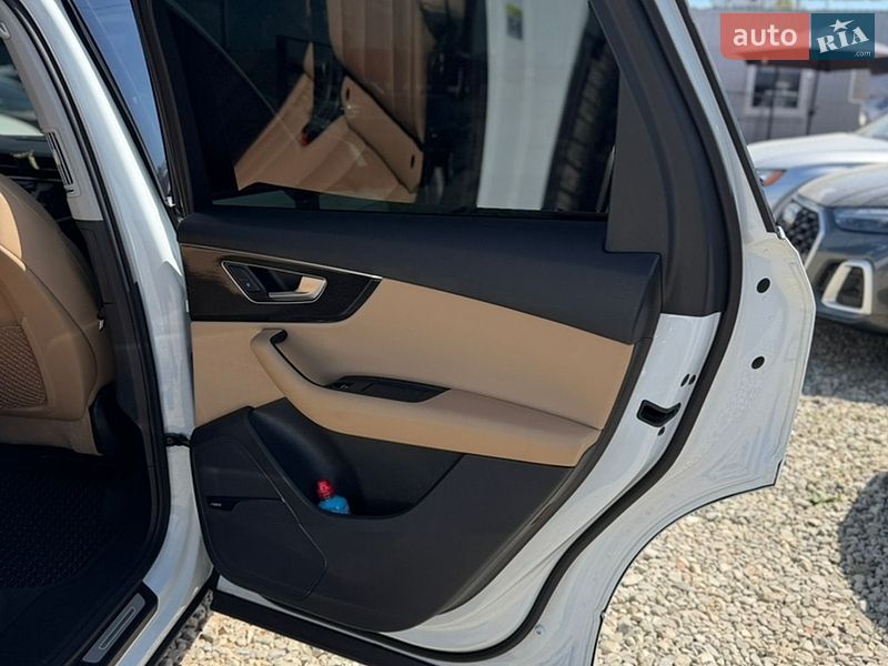 Внедорожник / Кроссовер Audi Q7 2020 в Ивано-Франковске