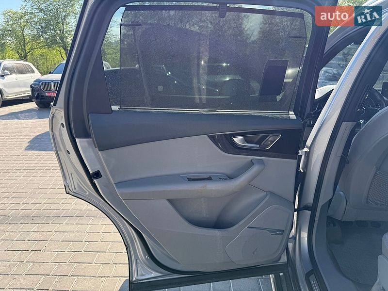 Внедорожник / Кроссовер Audi Q7 2018 в Ровно