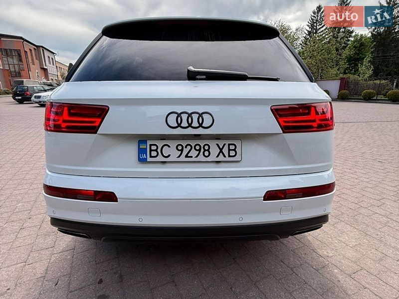 Внедорожник / Кроссовер Audi Q7 2018 в Стрые