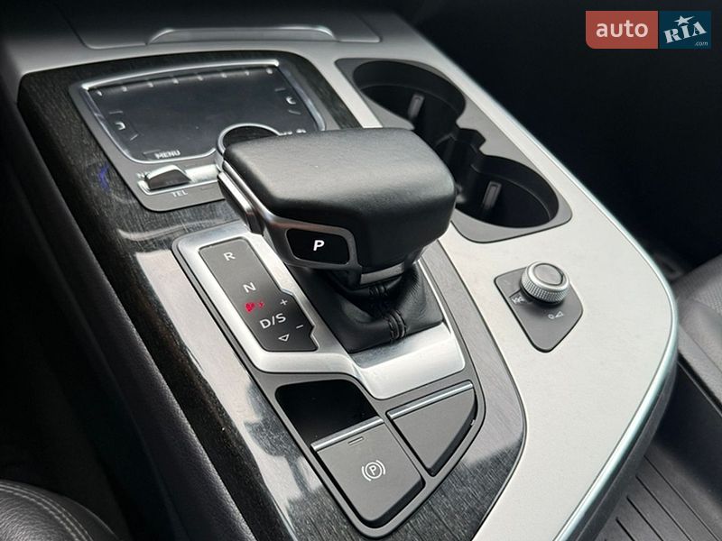 Внедорожник / Кроссовер Audi Q7 2018 в Стрые