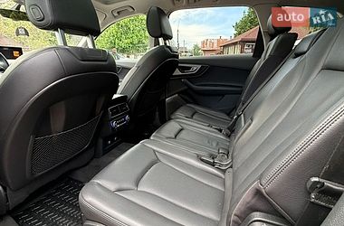 Внедорожник / Кроссовер Audi Q7 2018 в Стрые