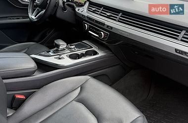 Внедорожник / Кроссовер Audi Q7 2018 в Стрые