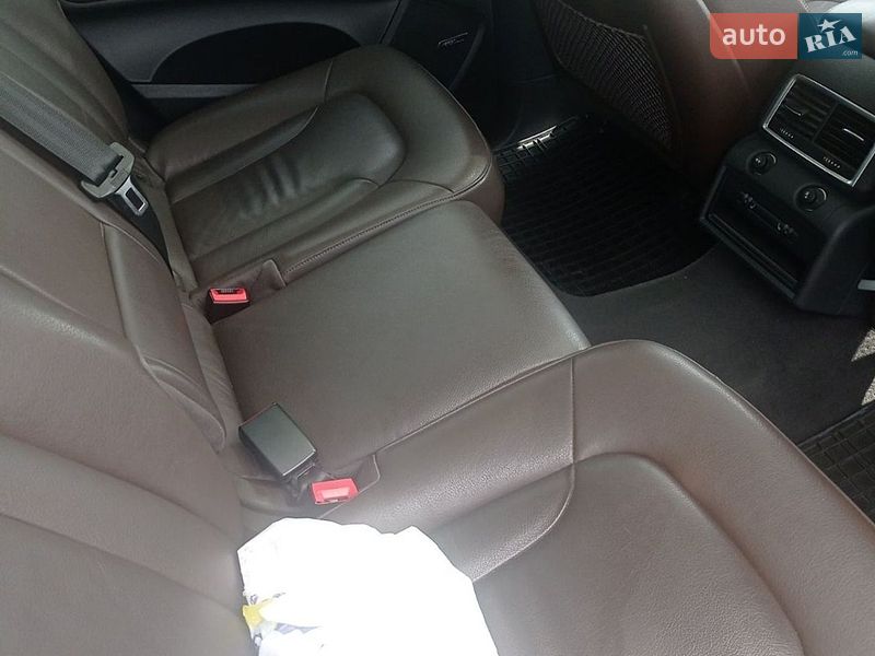 Внедорожник / Кроссовер Audi Q7 2013 в Славутиче