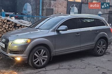 Внедорожник / Кроссовер Audi Q7 2013 в Славутиче