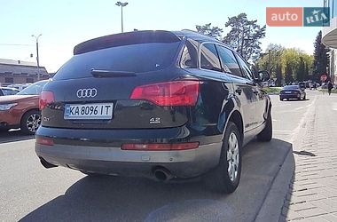 Внедорожник / Кроссовер Audi Q7 2007 в Чернигове