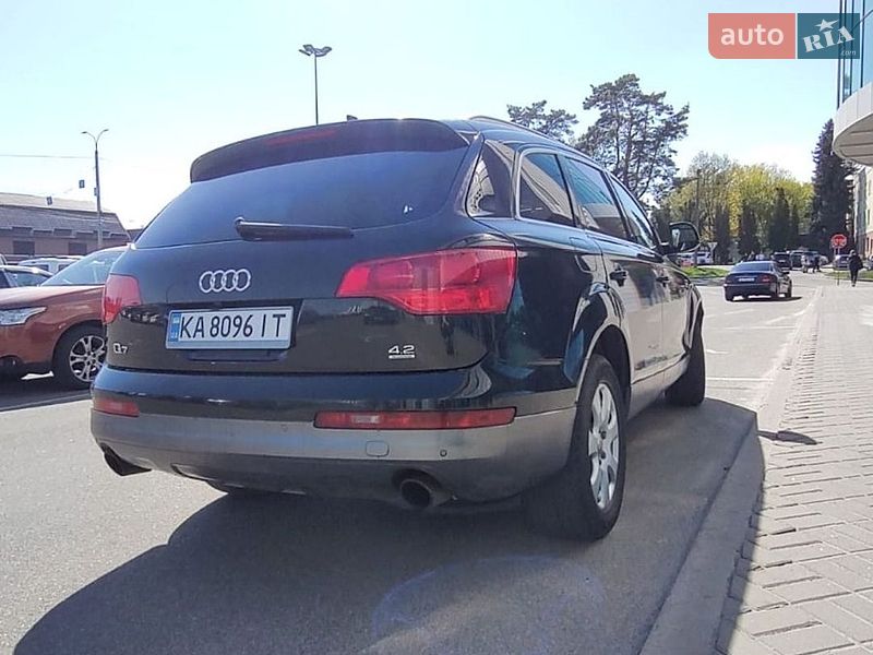 Внедорожник / Кроссовер Audi Q7 2007 в Чернигове