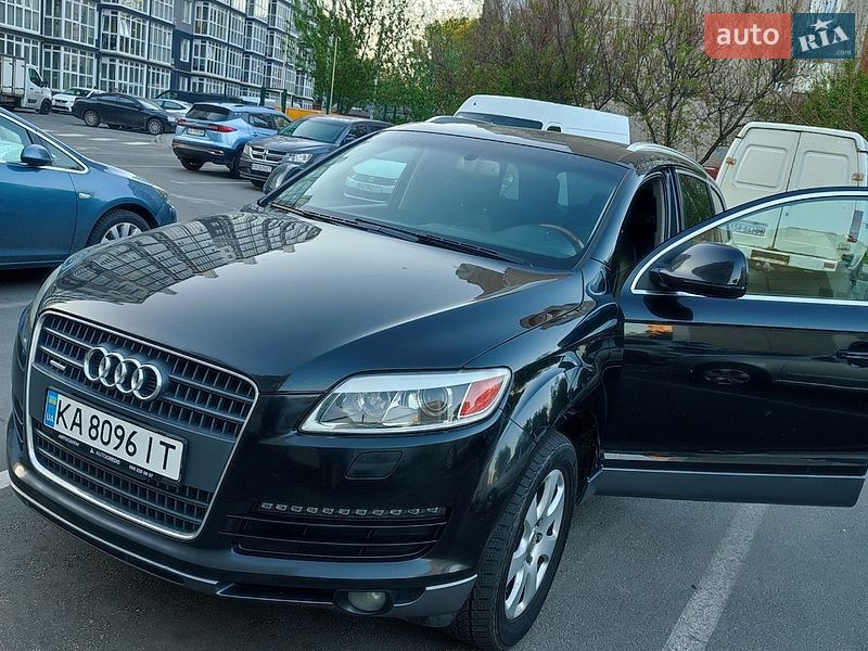 Внедорожник / Кроссовер Audi Q7 2007 в Чернигове