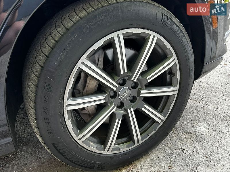 Внедорожник / Кроссовер Audi Q7 2016 в Львове