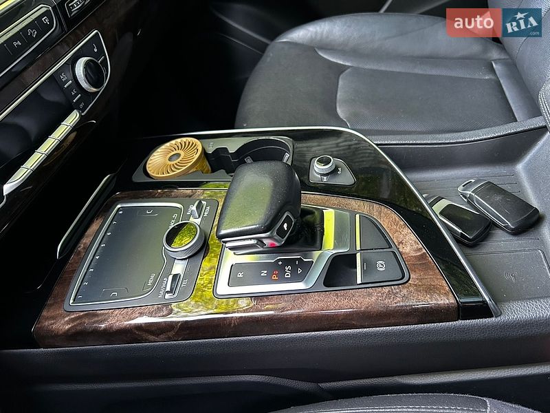 Внедорожник / Кроссовер Audi Q7 2016 в Львове