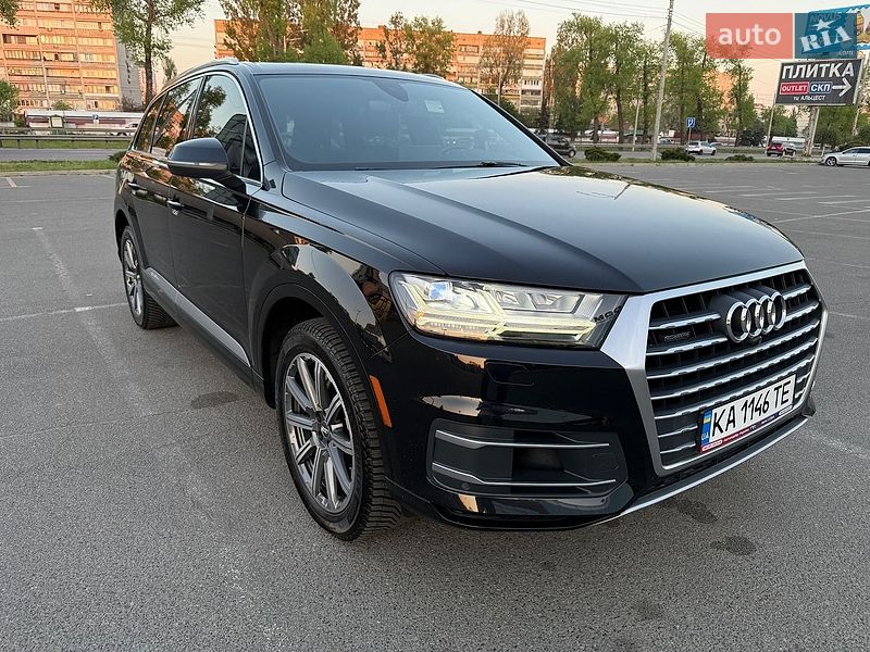 Внедорожник / Кроссовер Audi Q7 2018 в Киеве