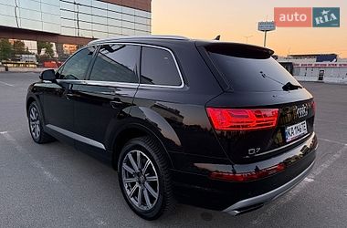 Внедорожник / Кроссовер Audi Q7 2018 в Киеве