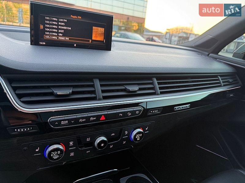 Внедорожник / Кроссовер Audi Q7 2018 в Киеве