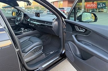 Внедорожник / Кроссовер Audi Q7 2018 в Киеве