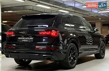 Внедорожник / Кроссовер Audi Q7 2024 в Киеве