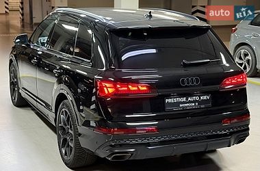 Внедорожник / Кроссовер Audi Q7 2024 в Киеве