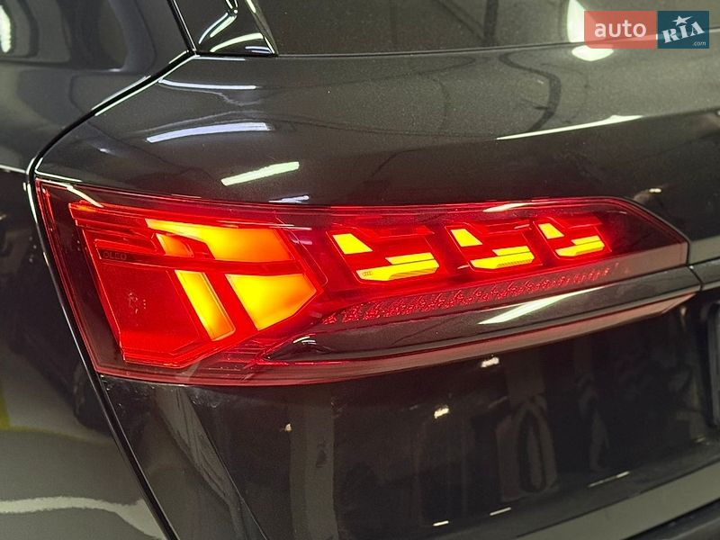 Внедорожник / Кроссовер Audi Q7 2024 в Киеве