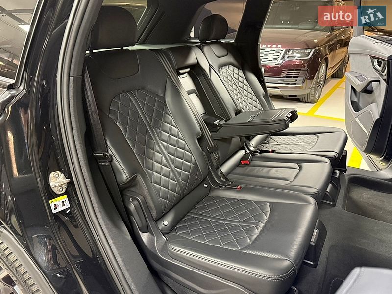 Внедорожник / Кроссовер Audi Q7 2024 в Киеве