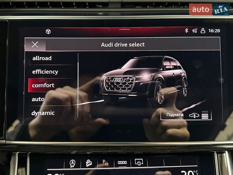 Внедорожник / Кроссовер Audi Q7 2024 в Киеве