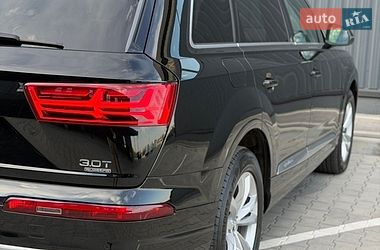 Внедорожник / Кроссовер Audi Q7 2016 в Дубно
