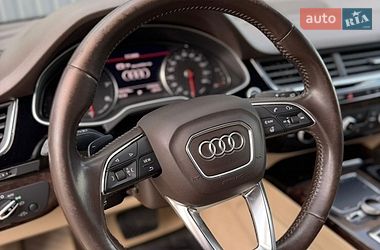 Внедорожник / Кроссовер Audi Q7 2016 в Дубно