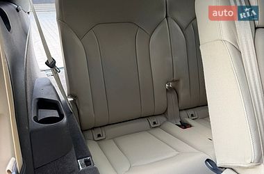 Внедорожник / Кроссовер Audi Q7 2016 в Дубно
