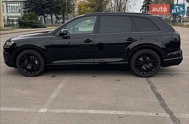 Внедорожник / Кроссовер Audi Q7 2017 в Львове