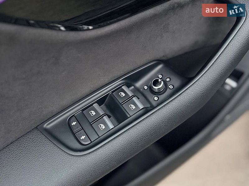 Внедорожник / Кроссовер Audi Q7 2017 в Львове