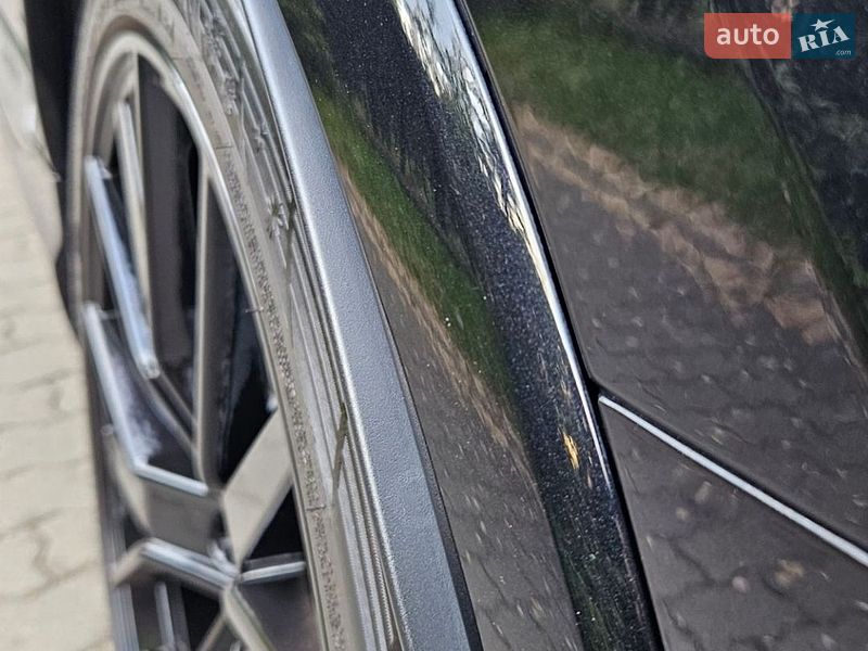 Внедорожник / Кроссовер Audi Q7 2015 в Сваляве