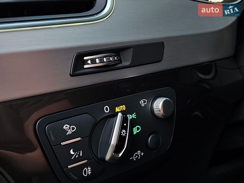 Внедорожник / Кроссовер Audi Q7 2015 в Сваляве