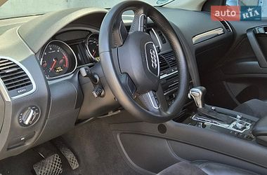 Позашляховик / Кросовер Audi Q7 2013 в Києві