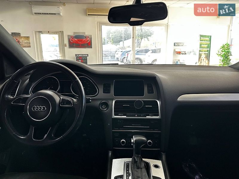 Позашляховик / Кросовер Audi Q7 2014 в Києві