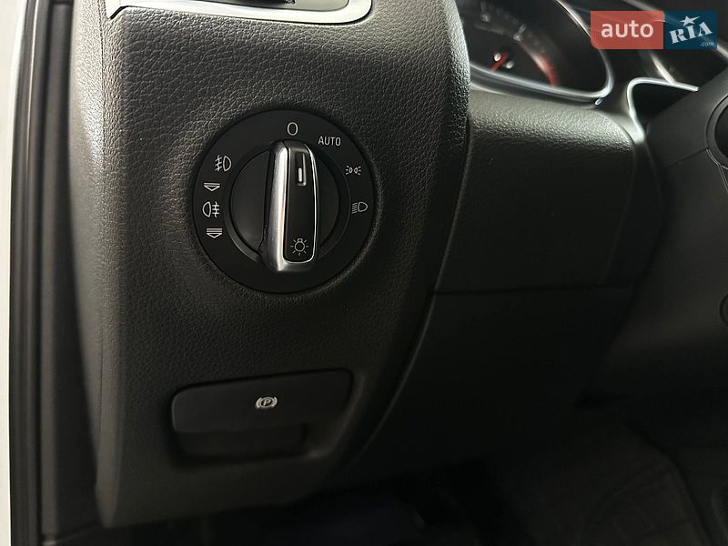 Позашляховик / Кросовер Audi Q7 2014 в Києві