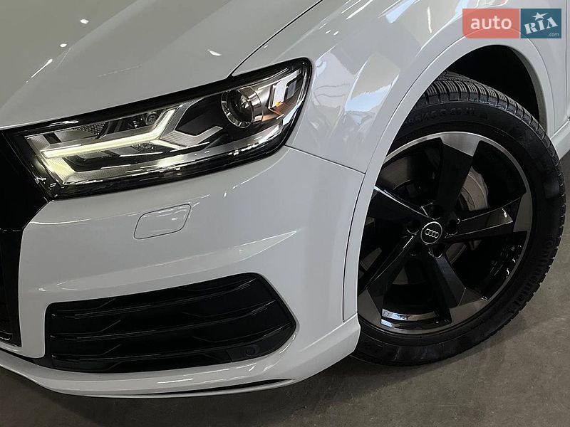 Внедорожник / Кроссовер Audi Q7 2019 в Одессе