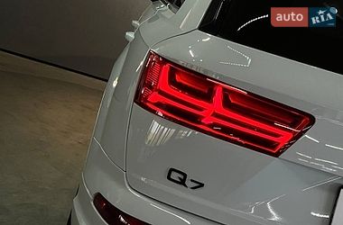 Внедорожник / Кроссовер Audi Q7 2019 в Одессе