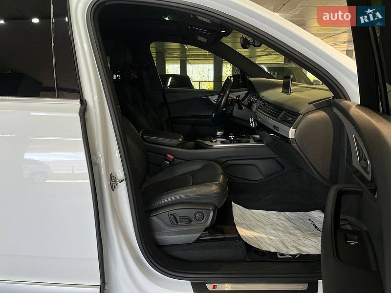 Внедорожник / Кроссовер Audi Q7 2019 в Одессе