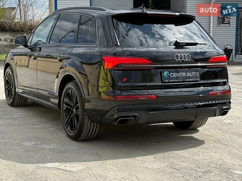 Внедорожник / Кроссовер Audi Q7 2024 в Подольске