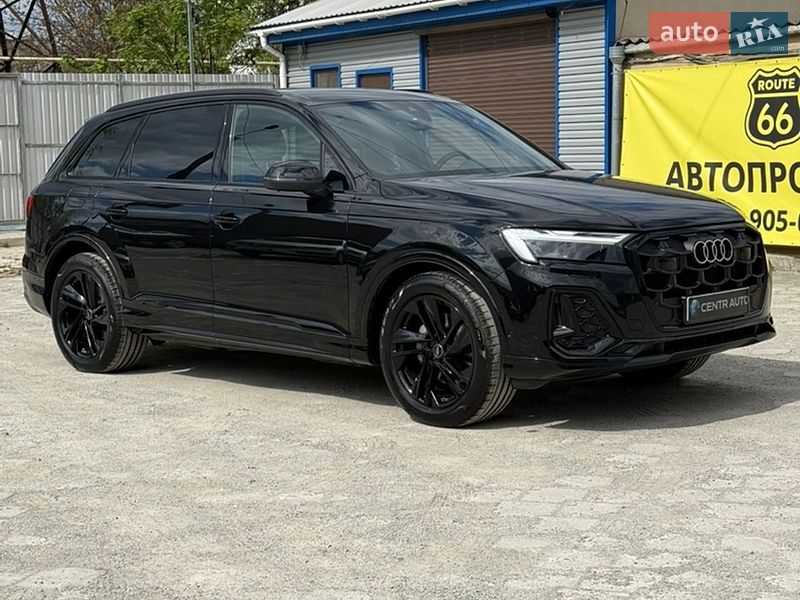 Внедорожник / Кроссовер Audi Q7 2024 в Подольске