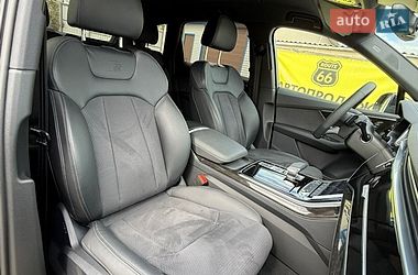 Внедорожник / Кроссовер Audi Q7 2024 в Подольске