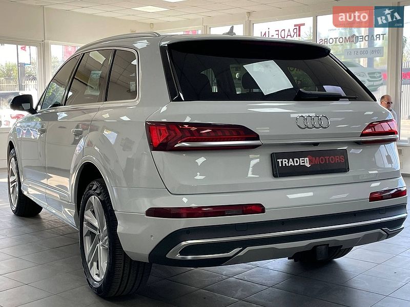 Внедорожник / Кроссовер Audi Q7 2023 в Киеве
