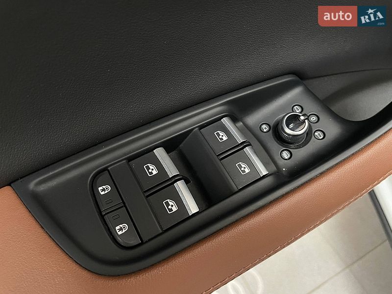 Внедорожник / Кроссовер Audi Q7 2023 в Киеве