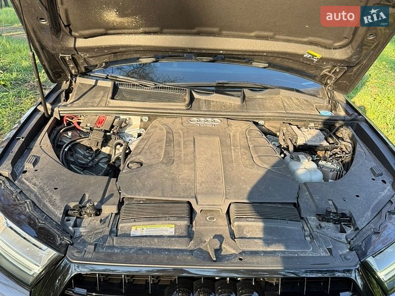 Внедорожник / Кроссовер Audi Q7 2018 в Харькове