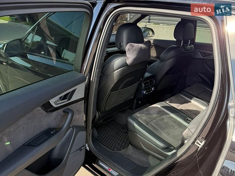 Внедорожник / Кроссовер Audi Q7 2018 в Житомире