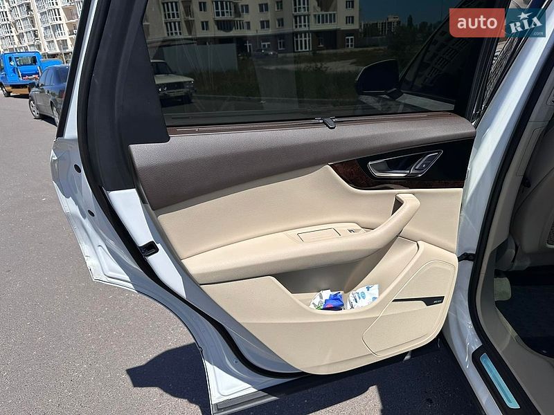 Внедорожник / Кроссовер Audi Q7 2019 в Николаеве