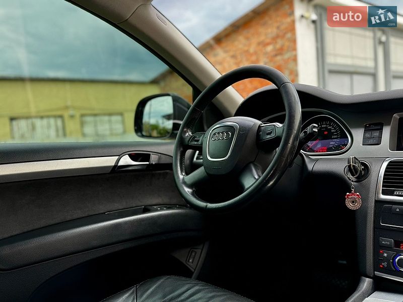Внедорожник / Кроссовер Audi Q7 2008 в Самборе