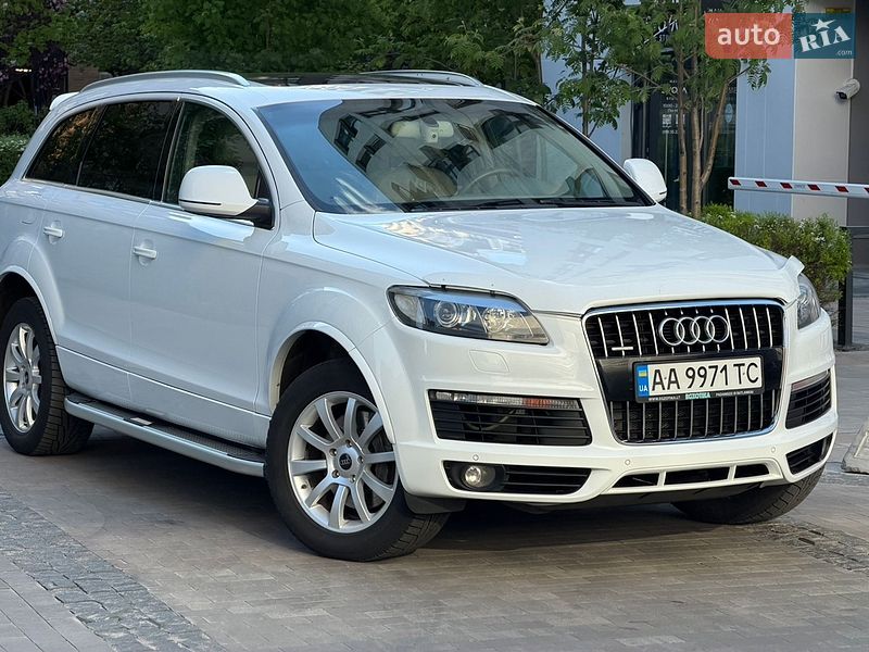 Внедорожник / Кроссовер Audi Q7 2009 в Киеве