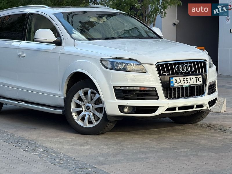 Внедорожник / Кроссовер Audi Q7 2009 в Киеве